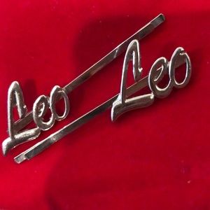 Leo hair clips ♌️